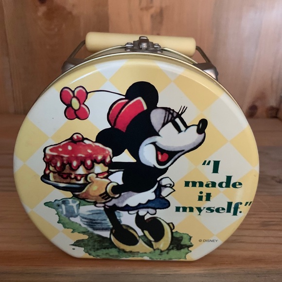 Minnie Mouse miniature lunch box